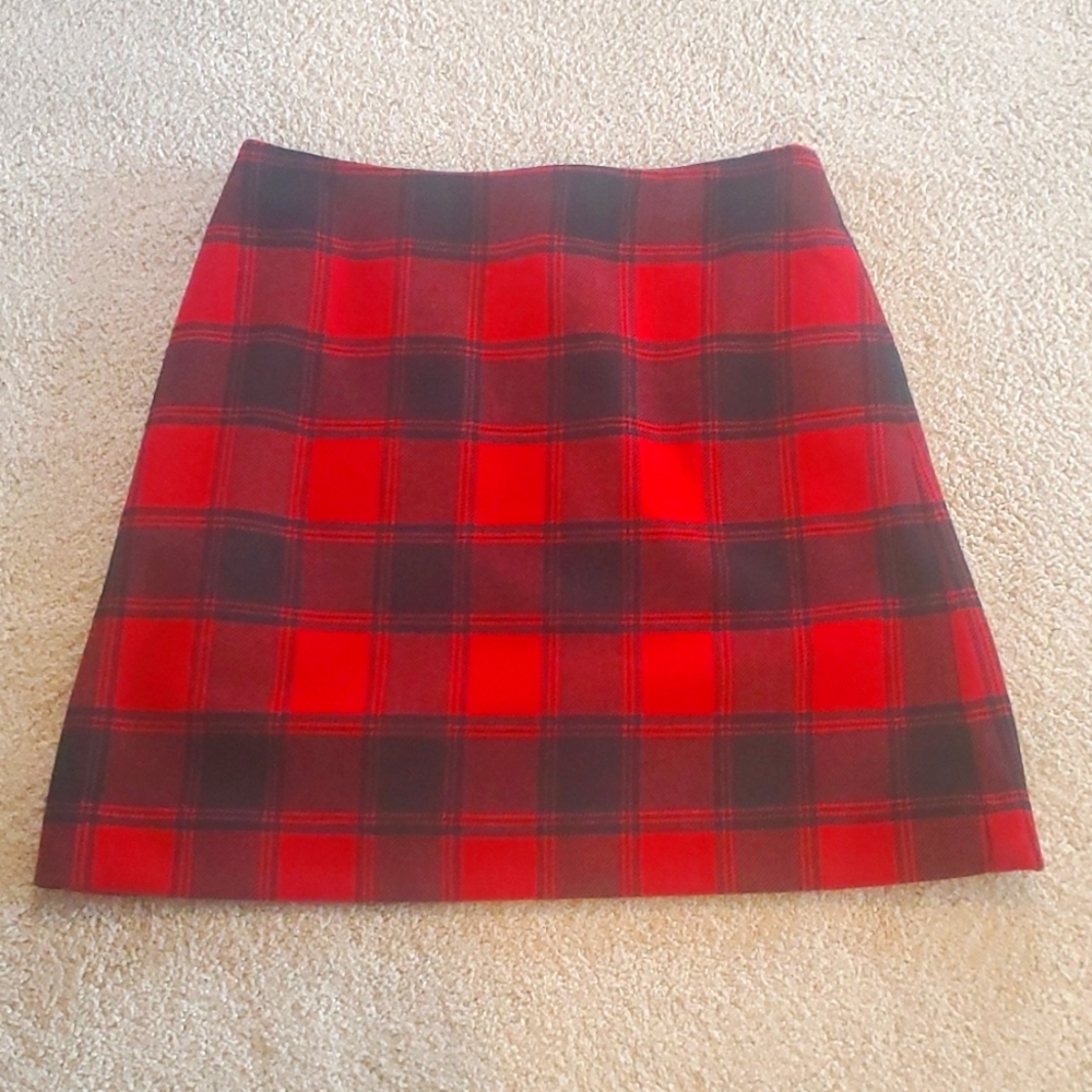 Uniqlo Flannel size 4 lined skirt